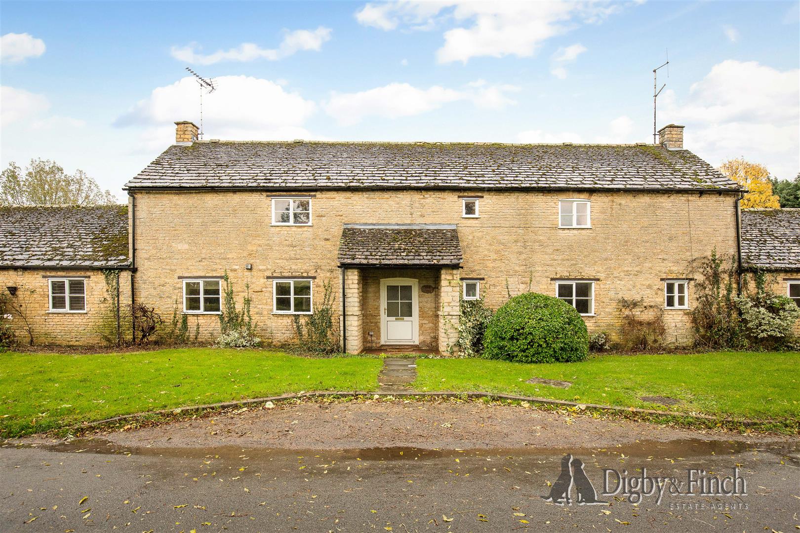 Property in Bainton Green Road, Stamford, PE9