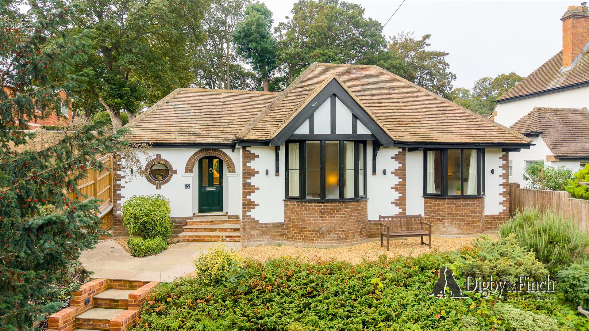 Casterton Road, Stamford, PE9
