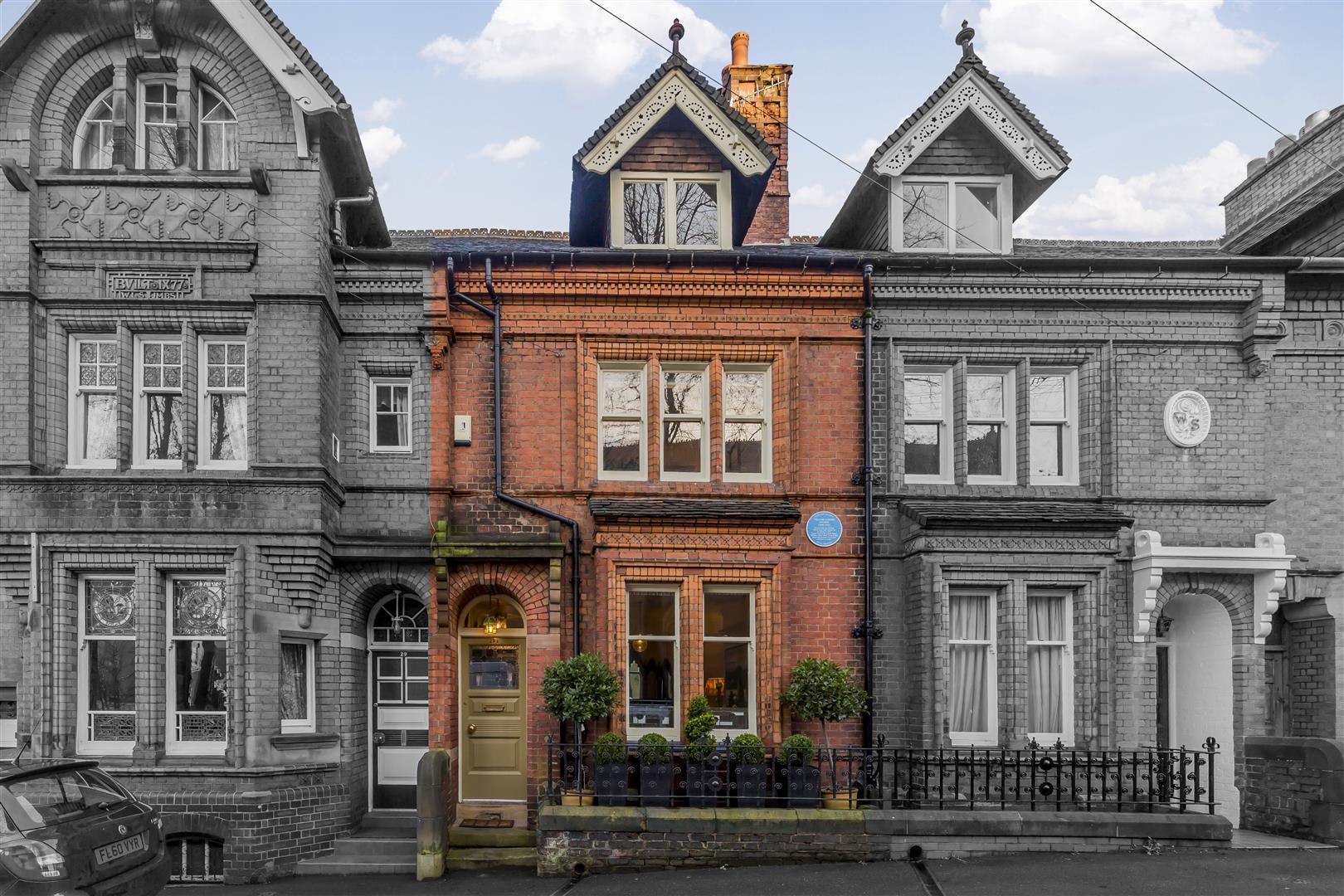 Property in Queen Street, Leek, Staffordshire, ST13 6LS