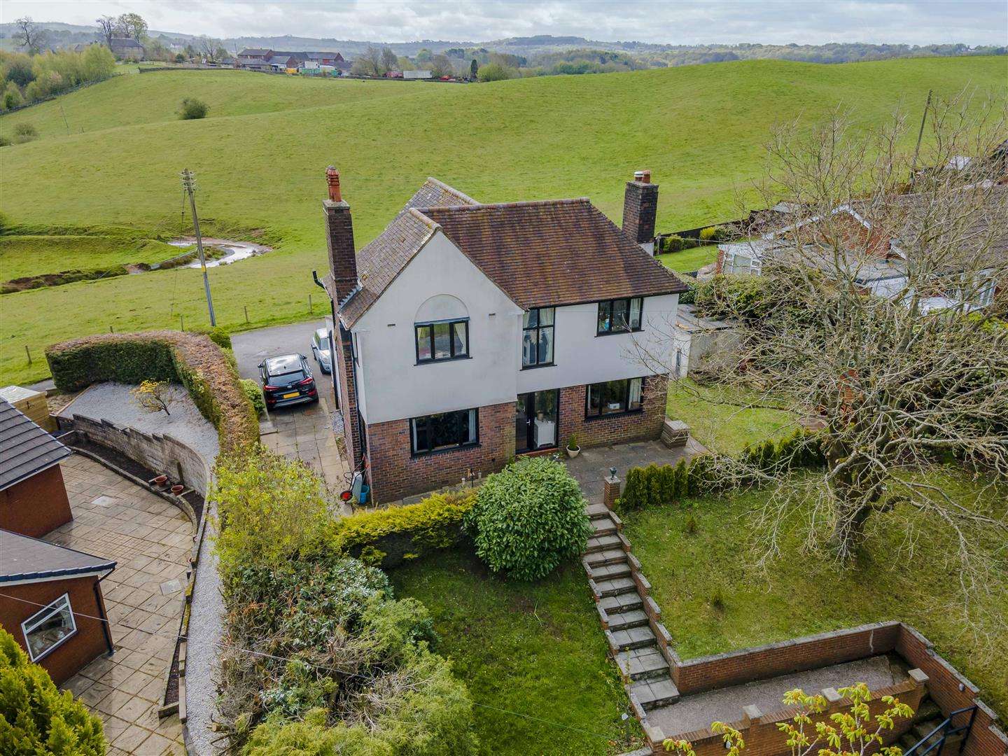 Property in Ladderedge, Leek, Staffordshire, ST13 7AD