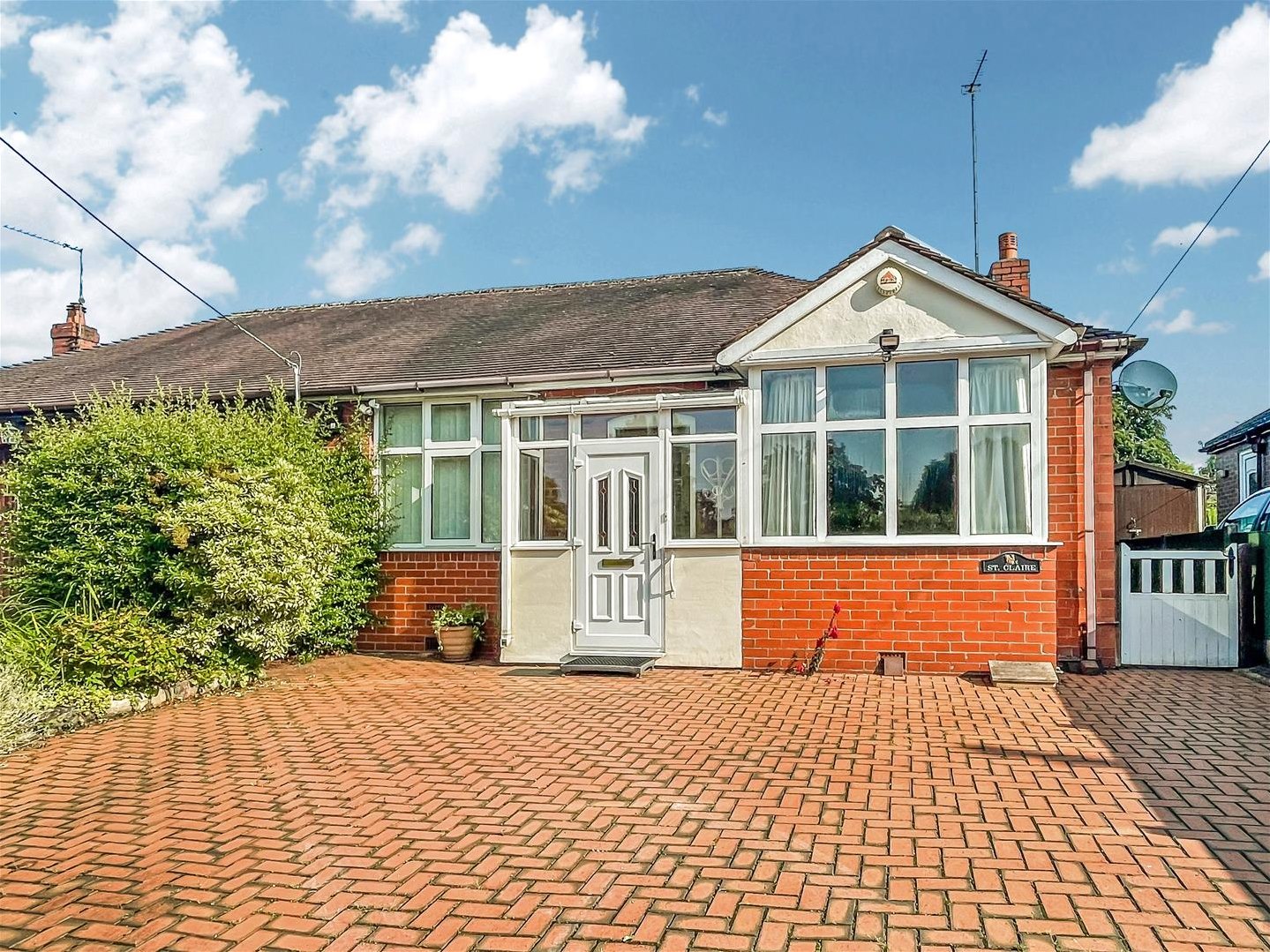 Denise White Bespoke Estate Agents in Staffordshire