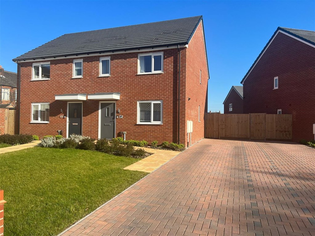 Denise White Bespoke Estate Agents in Staffordshire