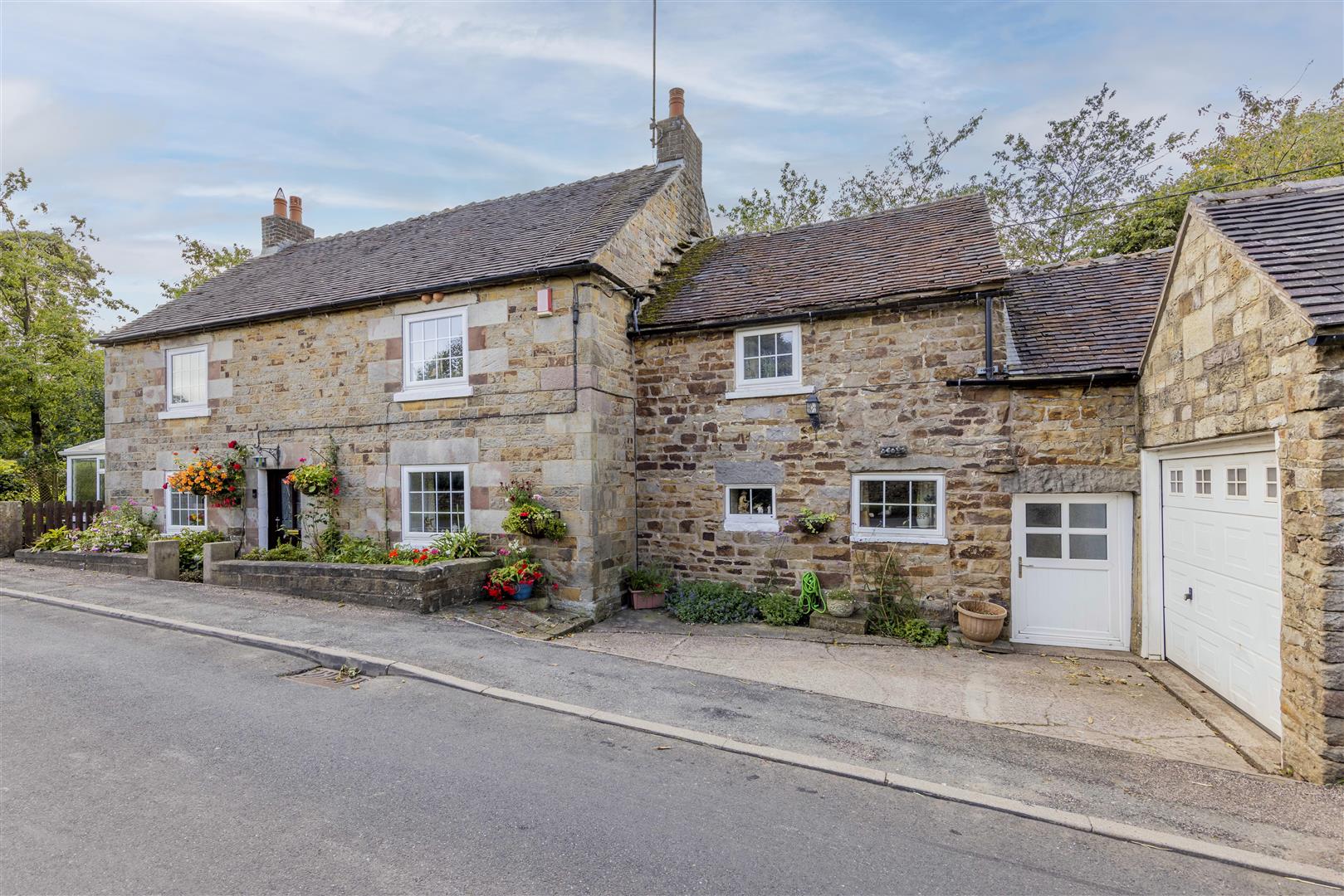 Property in Onecote, Leek, Staffordshire, ST13 7SD