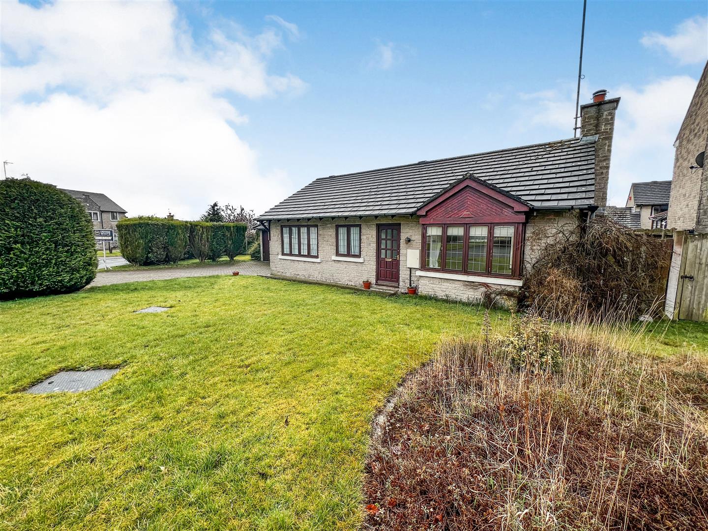 Property in Hamps Valley Road, Waterhouses, Staffordshire, ST10 3LJ