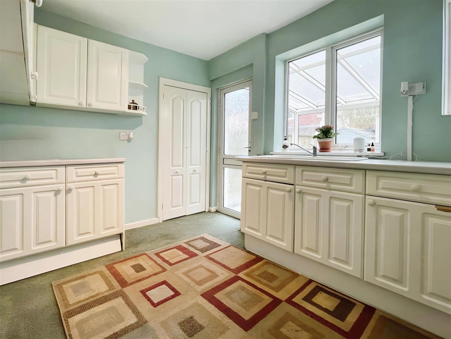 Property in Morley Street, Leek, Staffordshire, ST13 8BE