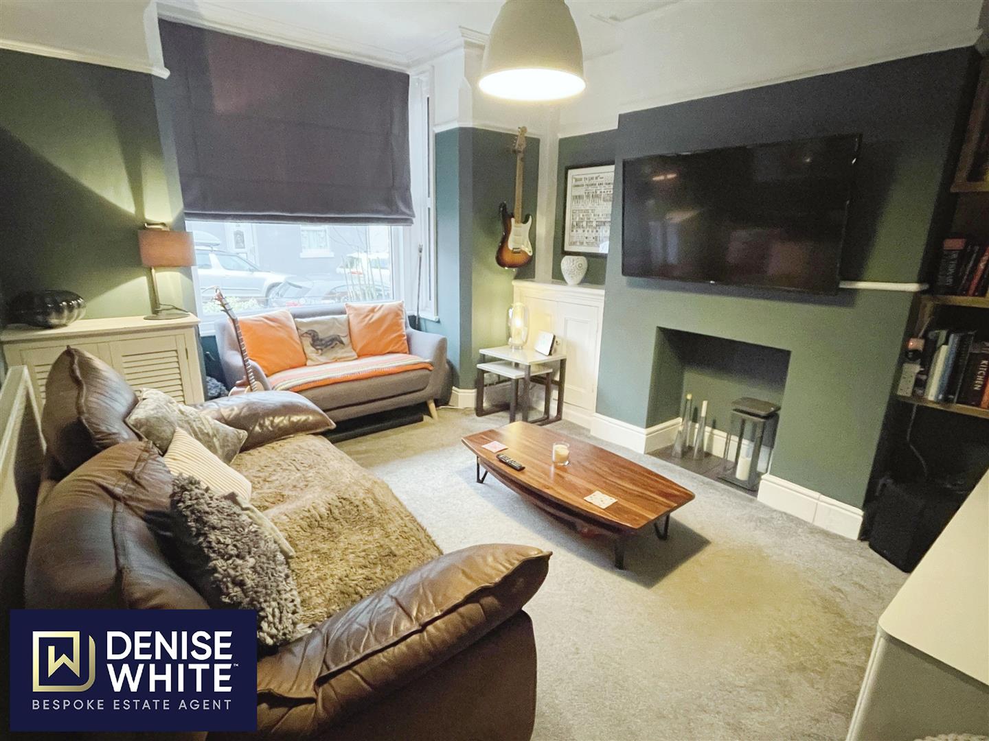 Property in North Street, Leek, Staffordshire, ST13 8DW