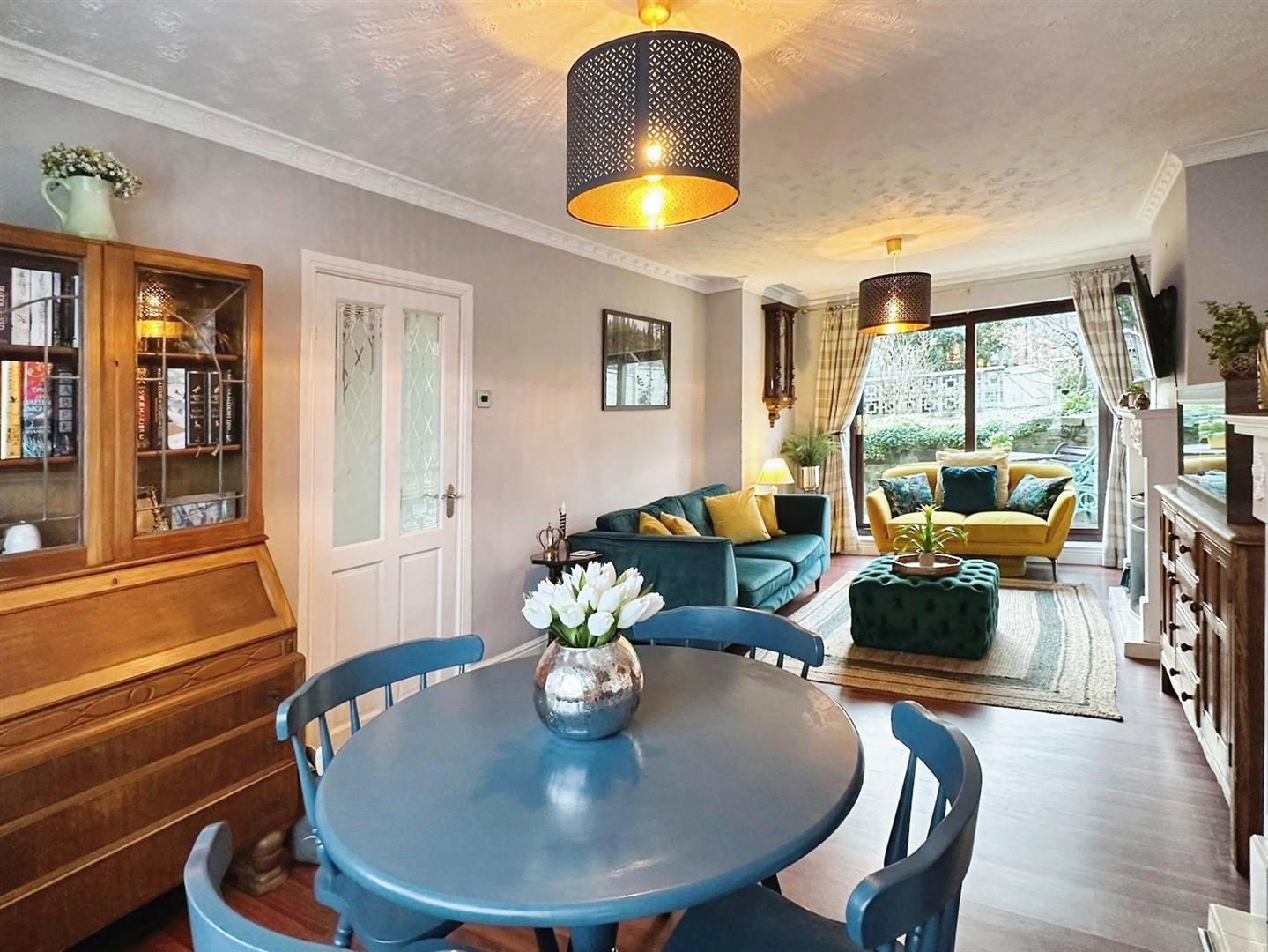 Property in Newcastle Road, Leek, Staffordshire, ST13 5RU