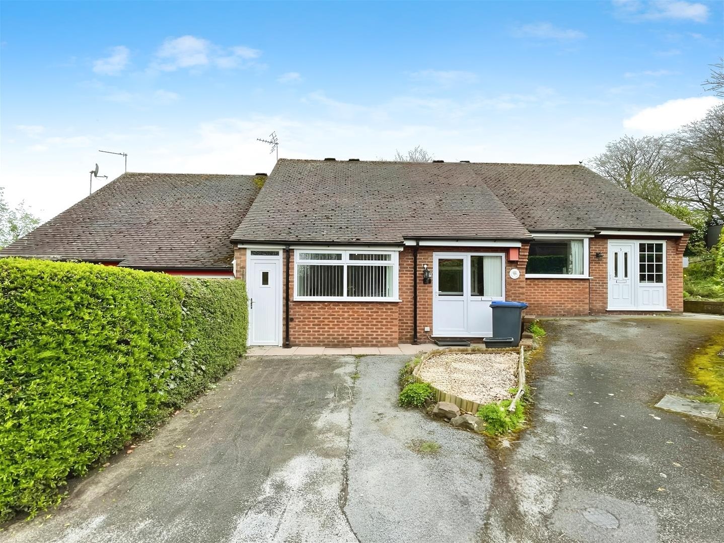 Denise White Bespoke Estate Agents in Staffordshire