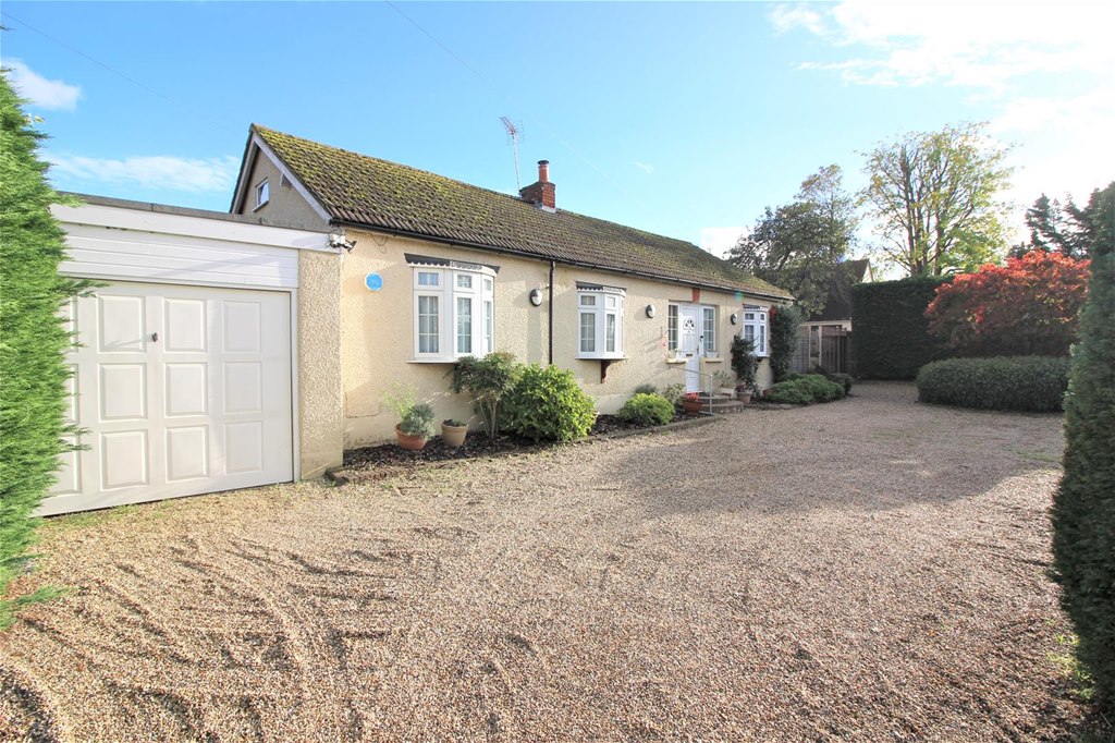 clarknewman Estate Agents in Old Harlow