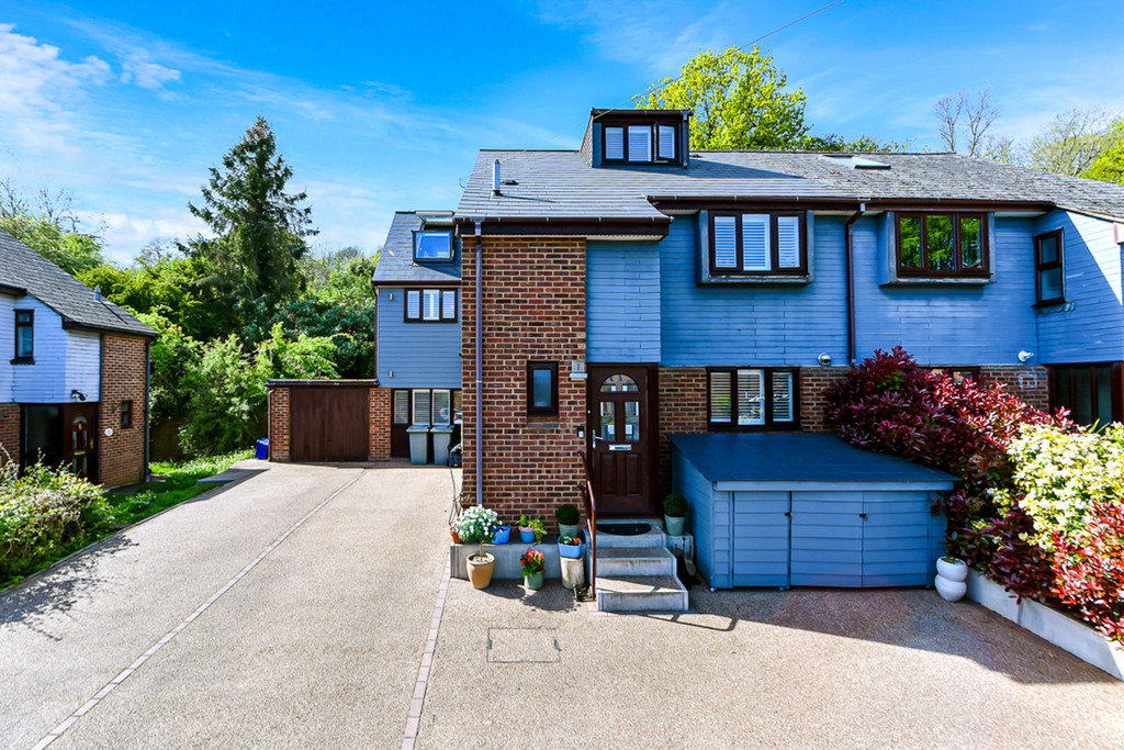 MOXY Property Consultants in Rochester, Kent