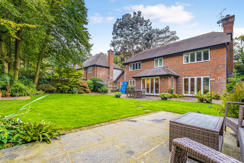 Property in The Hollies, New Barn , Longfield, Kent , DA3 7HU