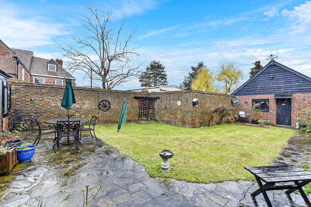 Property in Lower Twydall Lane, Gillingham, Kent, ME7 2UX