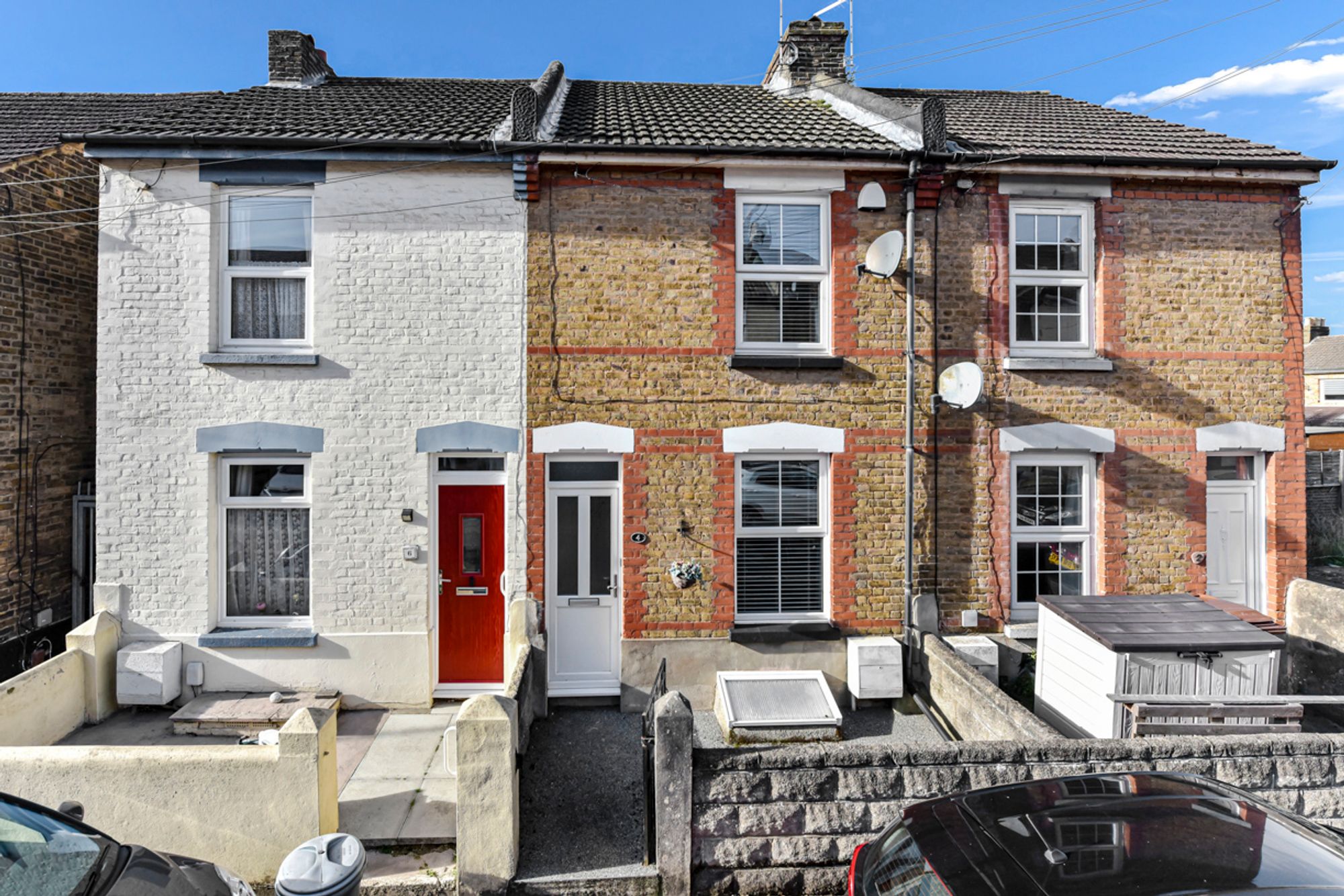 Property in Kings Road, Chatham, Kent, ME5 7JY