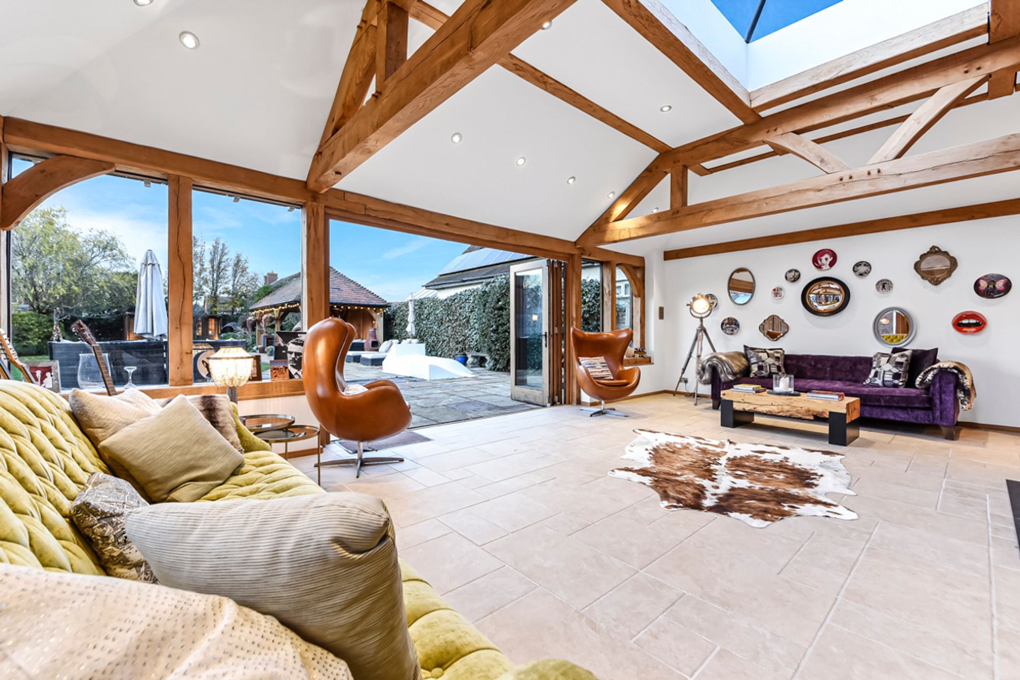 Property in Hollywood Lane, Rochester, Kent, ME3 8AL