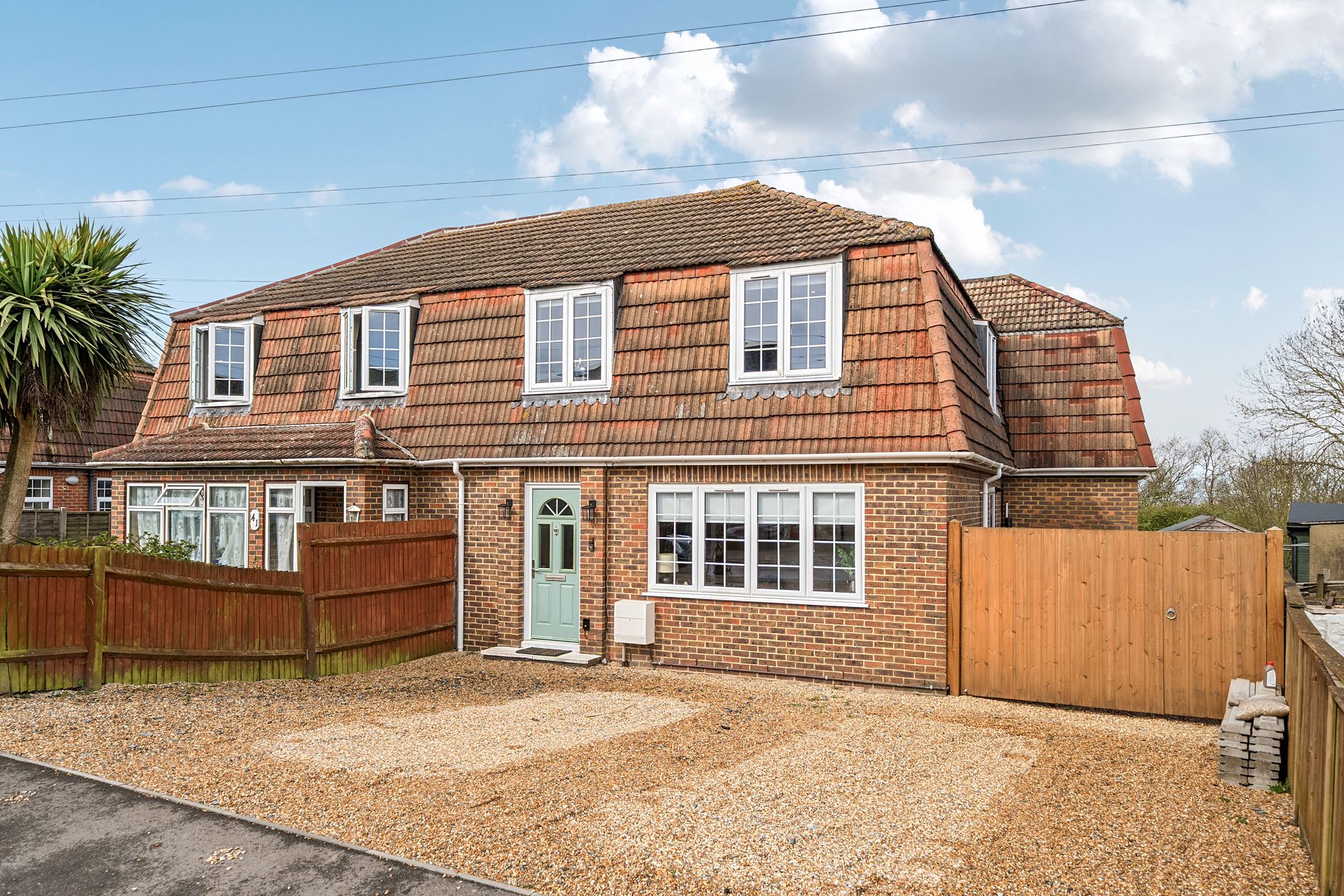 Harrison Drive, High Halstow, Kent. ME3