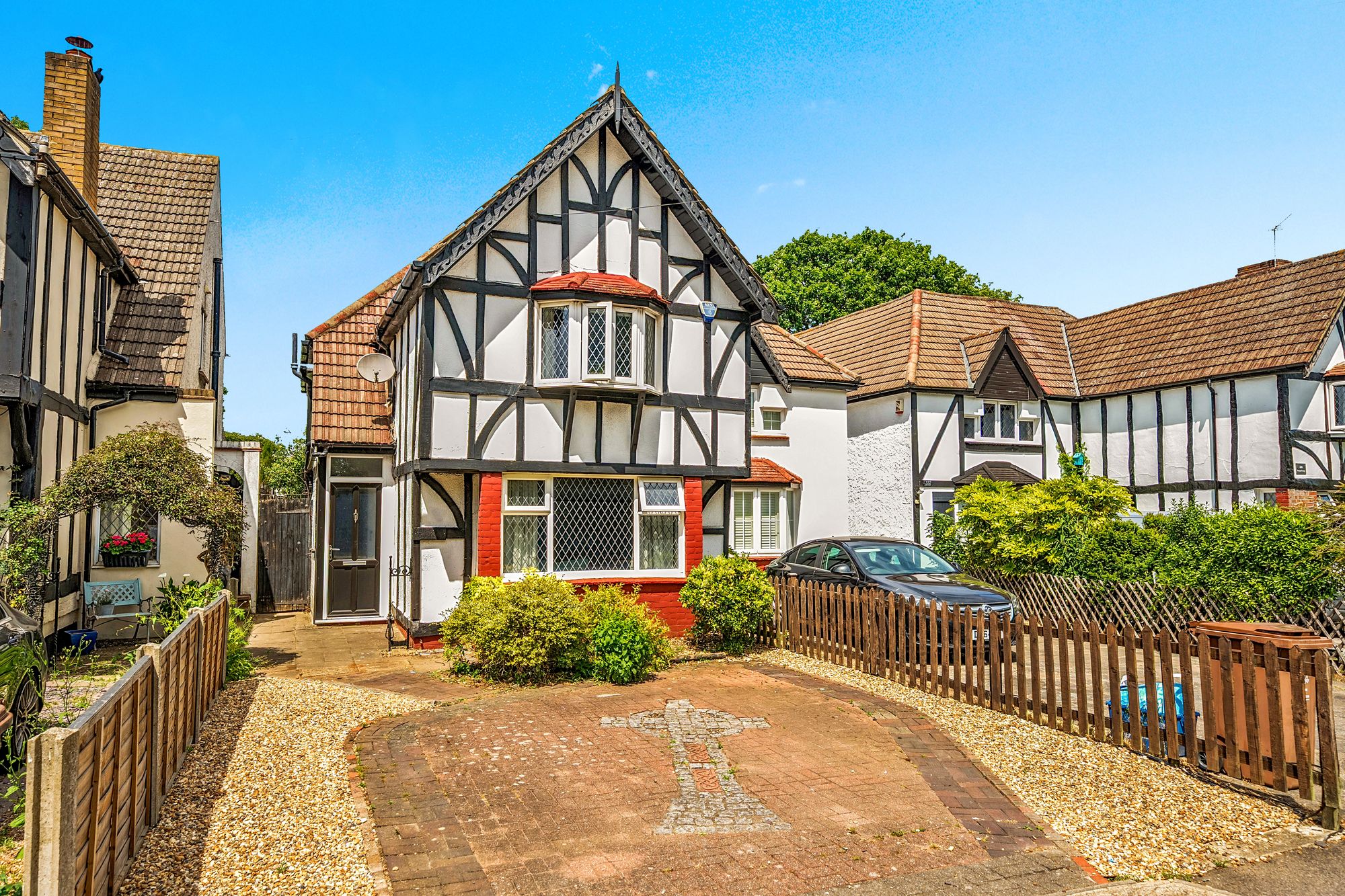 Magpie Hall Road, Chatham, Kent. ME4