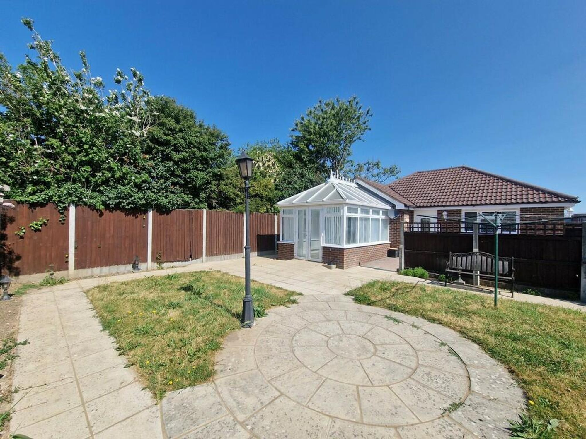 Covey Hall Road, Snodland ME6