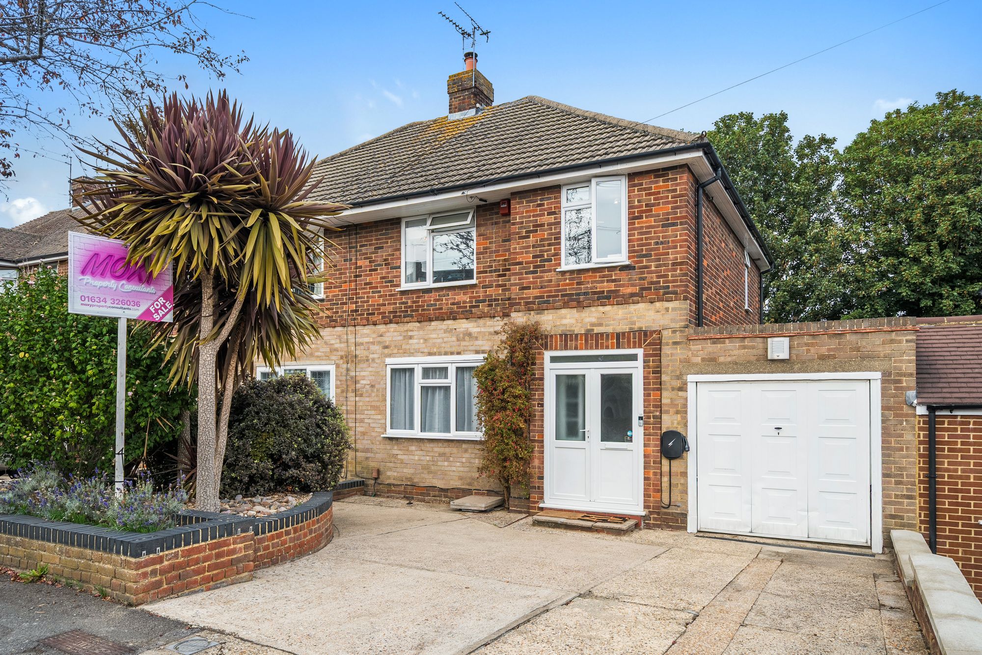 Chatsworth Drive, Frindsbury, Strood, Rochester, Kent. ME2