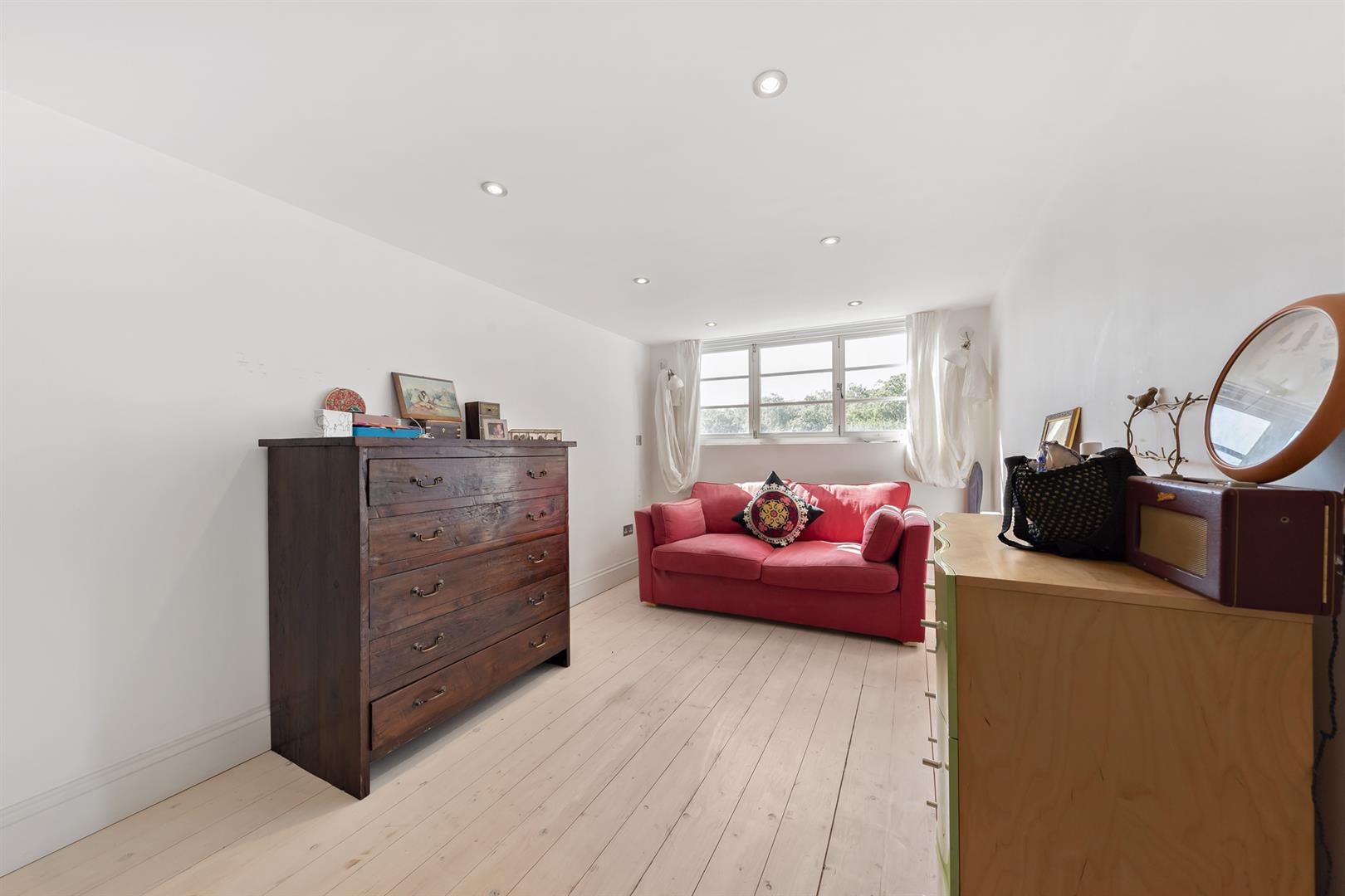 Property in Lyndhurst Grove, London, SE15 5AL