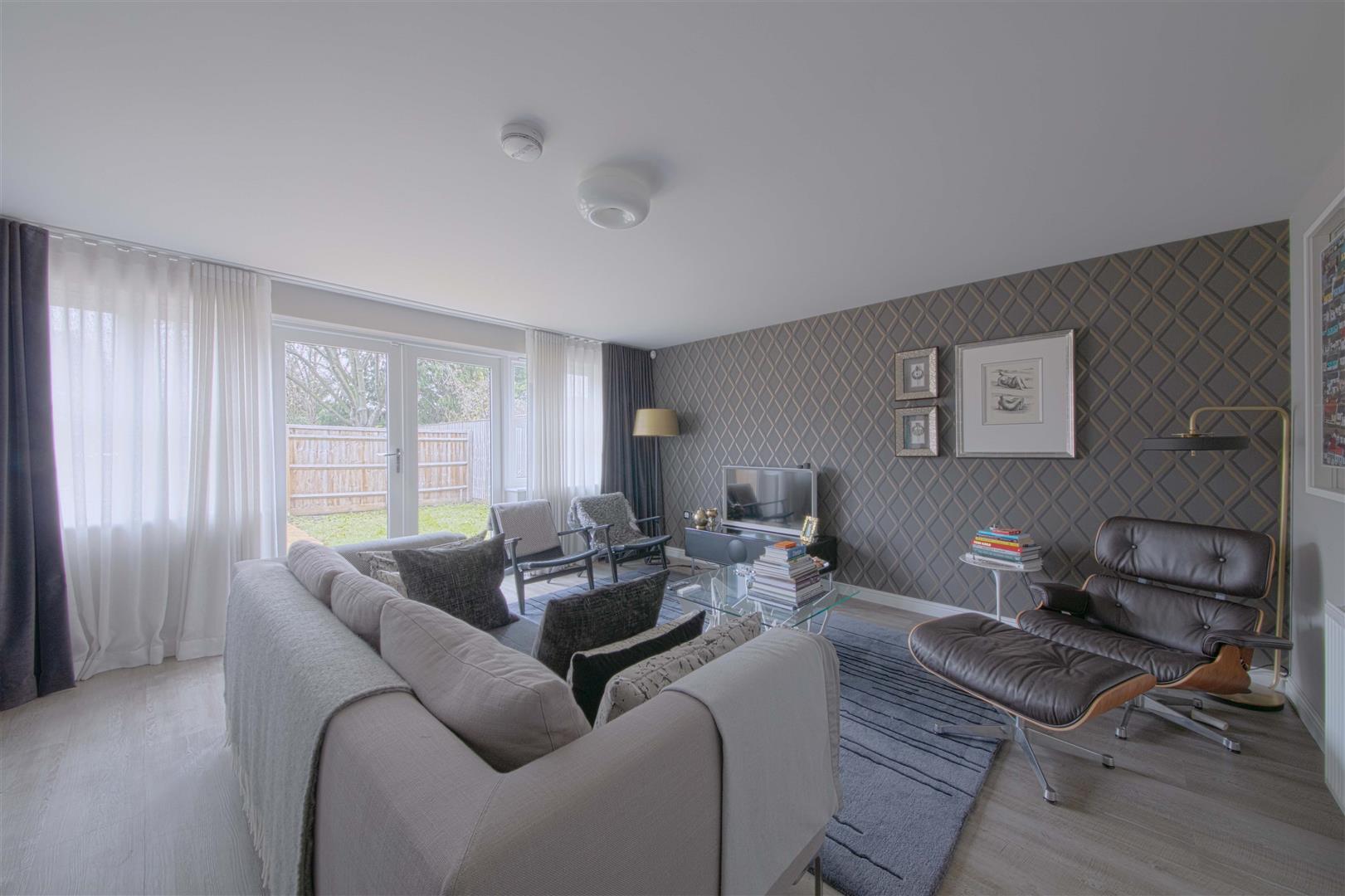 Property in Station Road, Marlow, Buckinghamshire, SL7 1NX