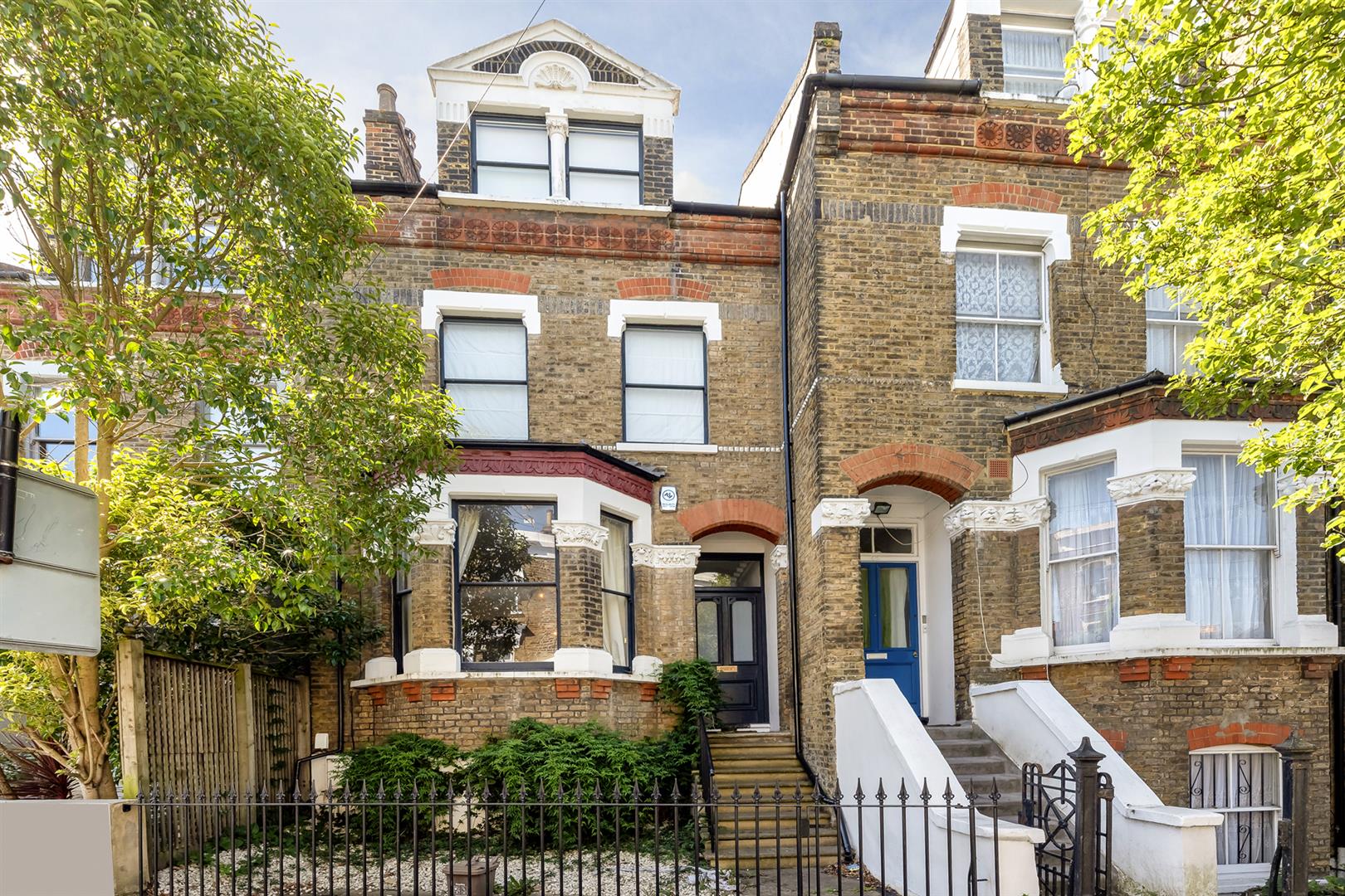 Lyndhurst Grove, London, SE15 5AL