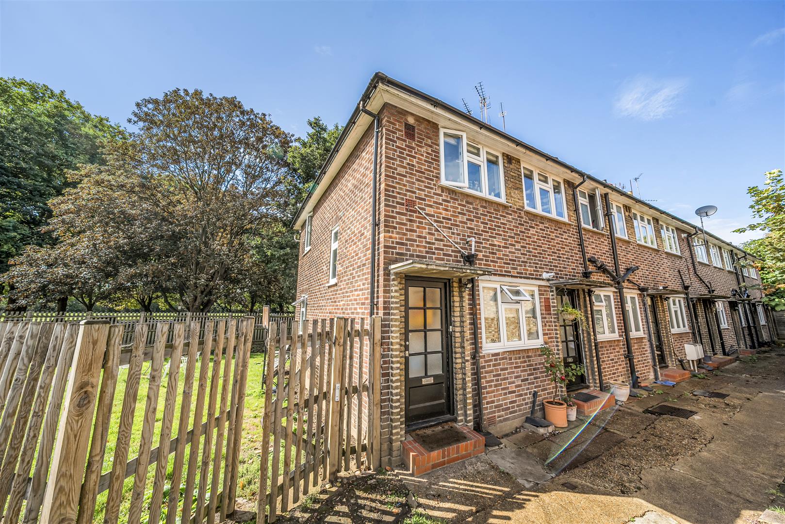 South Western Road, Twickenham, TW1 1LH