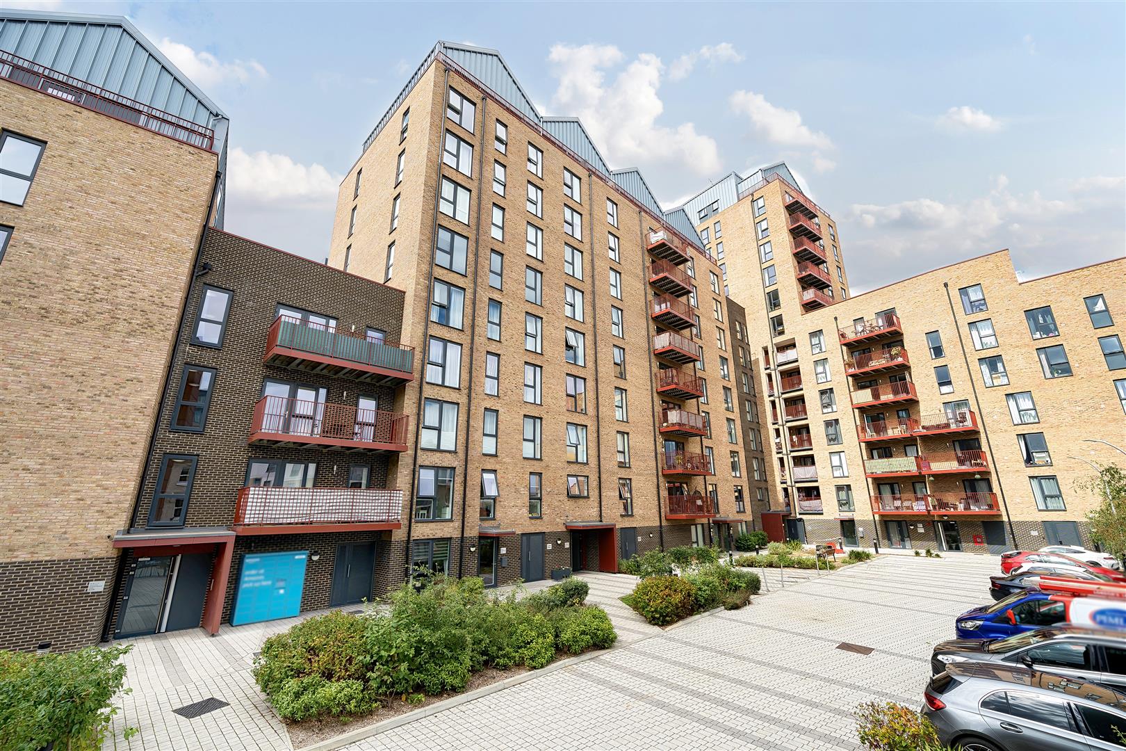 Cowan House, London, SE10 8GR