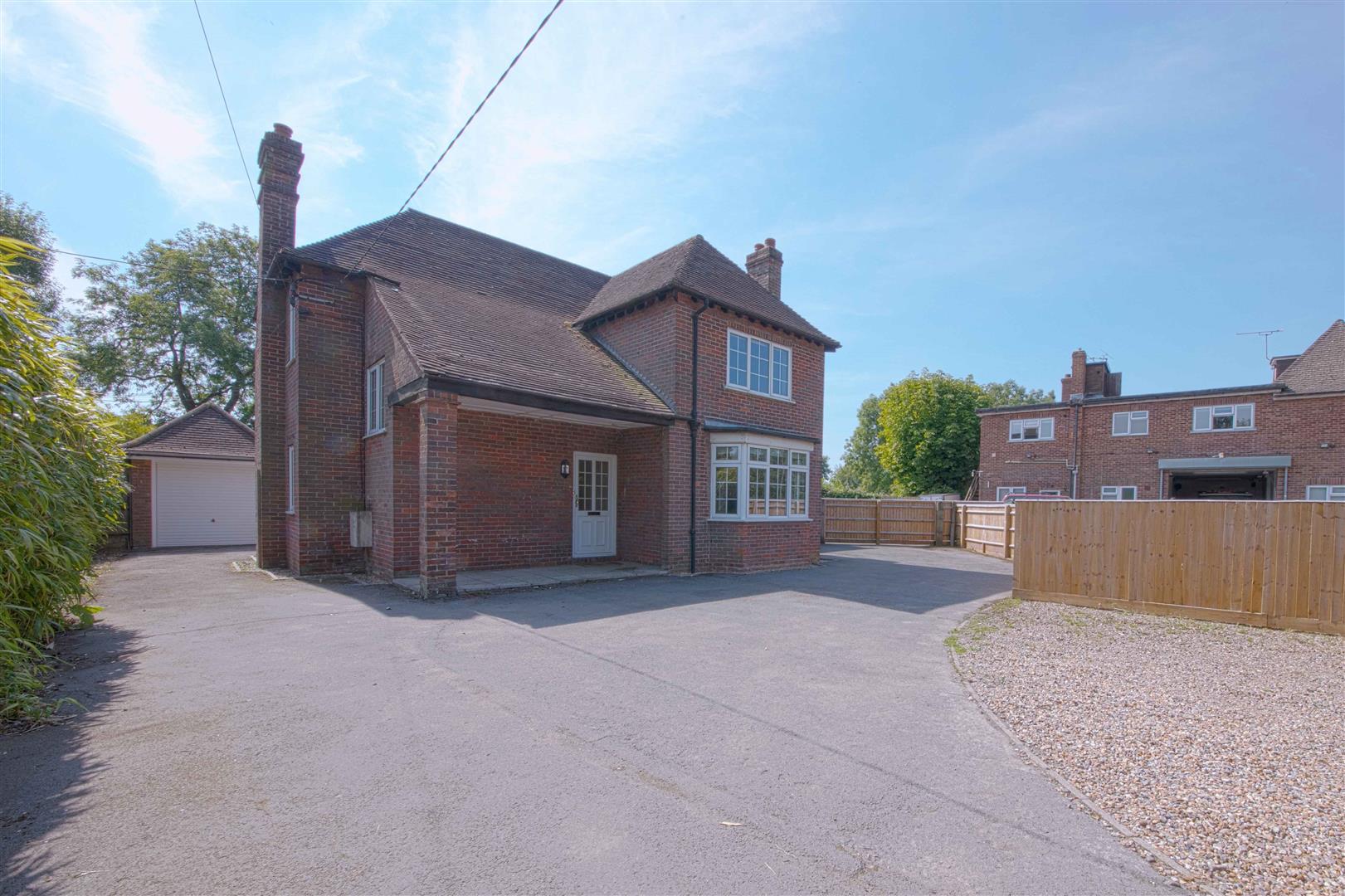 Cryers Hill Road, High Wycombe, HP15
