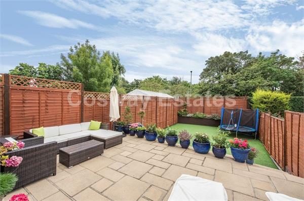 Grants Close, Mill Hill