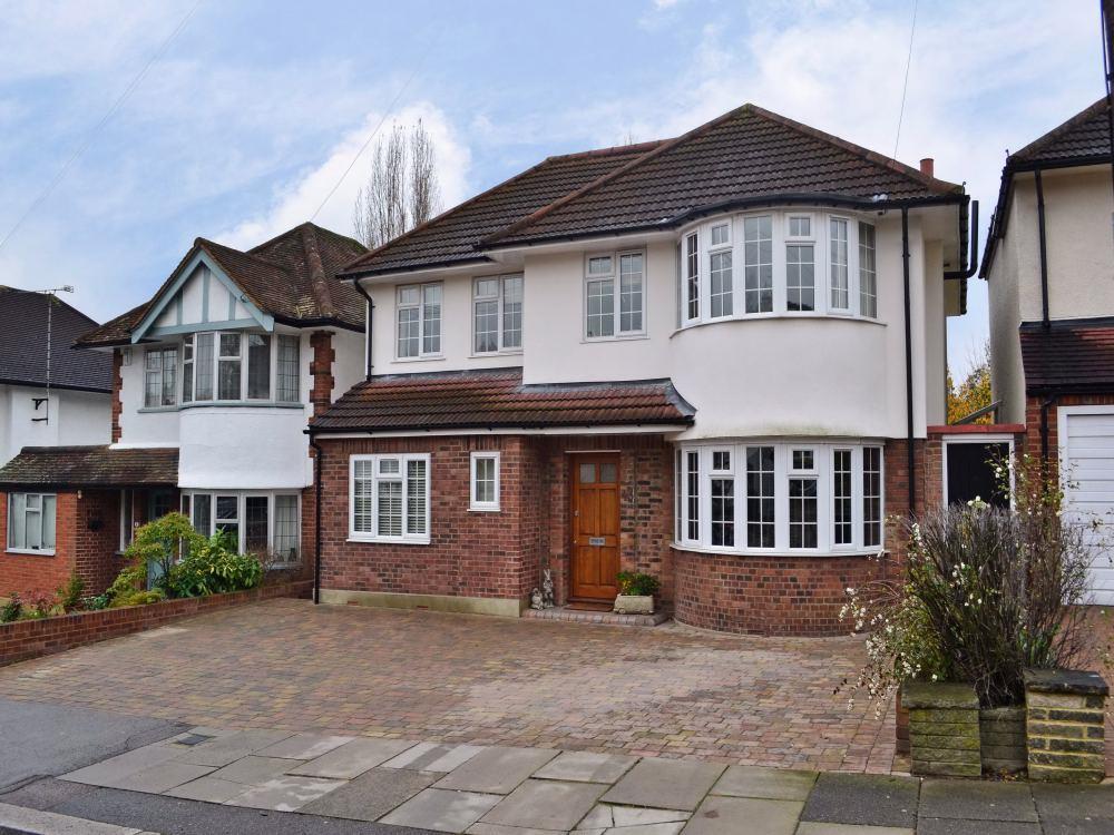 Property in Uphill Grove, Mill Hill, NW7 4NH