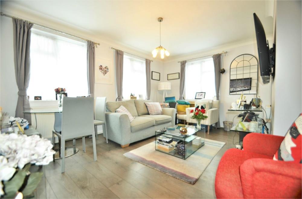 Daws Lane, Mill Hill