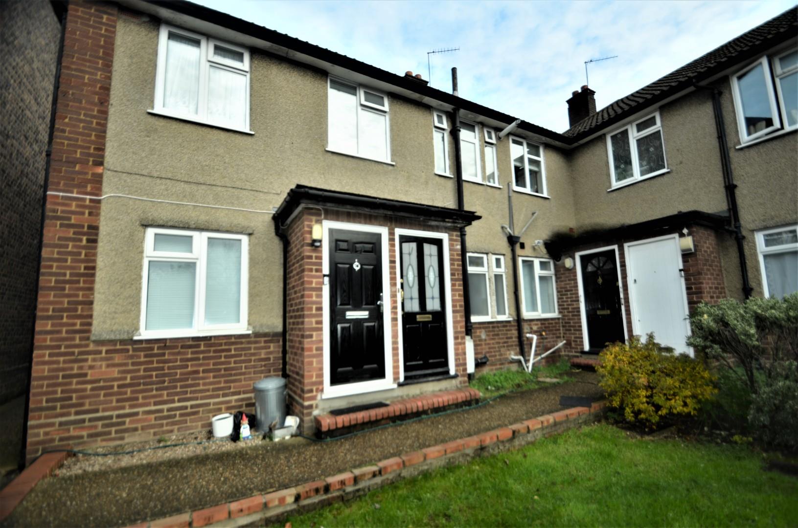 Property in Daws Lane, Mill Hill, London, NW7 4SN