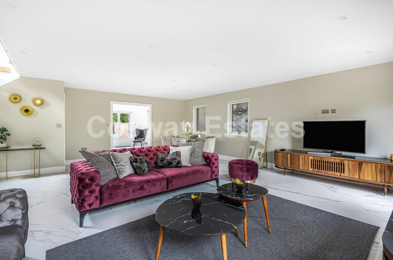 Highwood Hill, Mill Hill