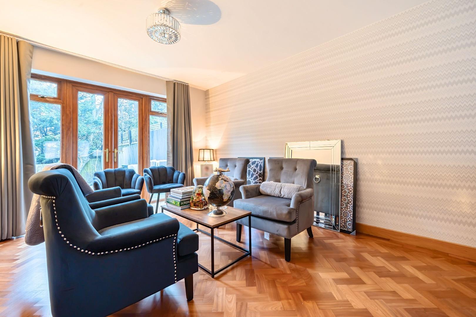 Property in Austell Gardens, Mill Hill, NW7 4NS