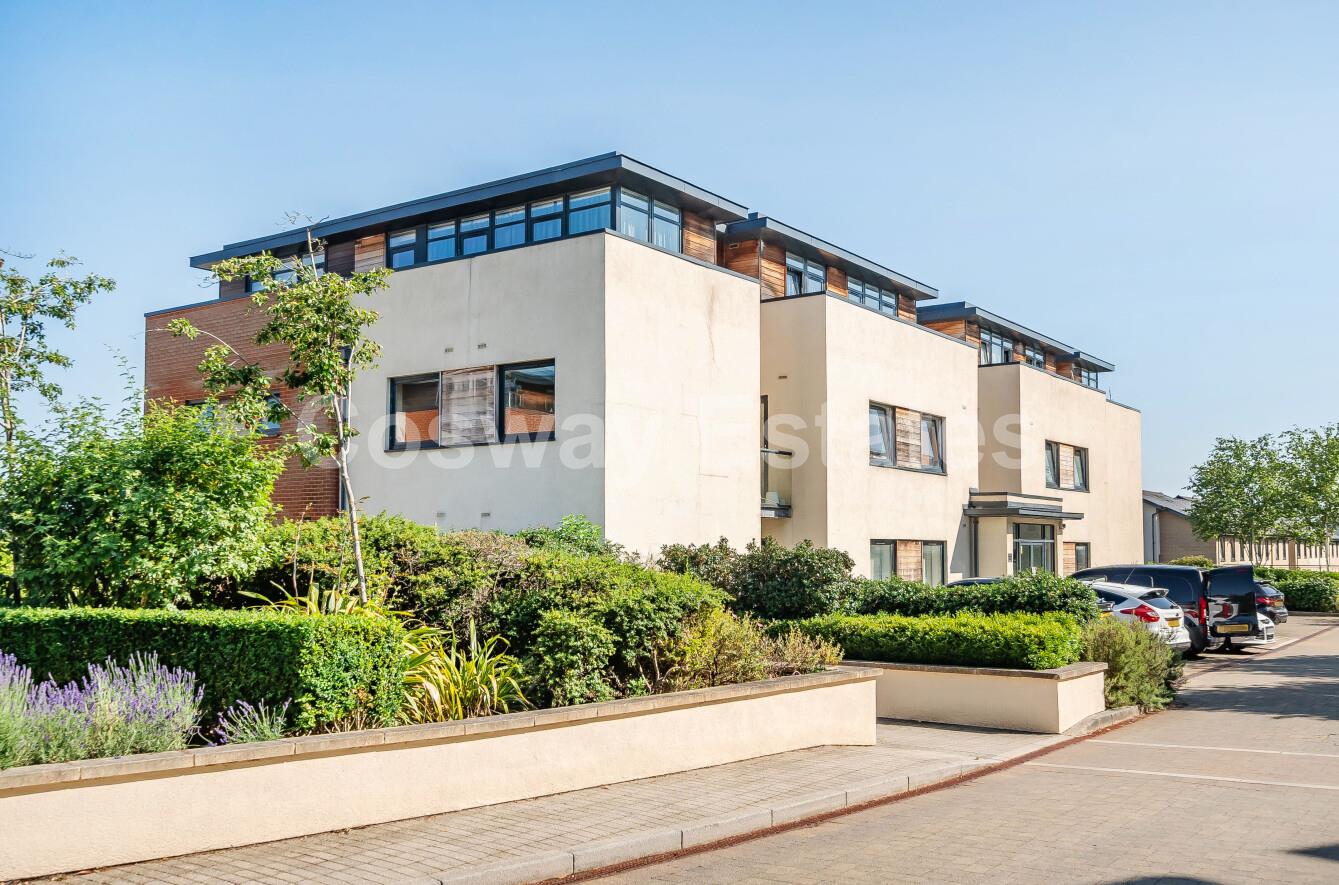 Peacock Close, Mill Hill, NW7, London