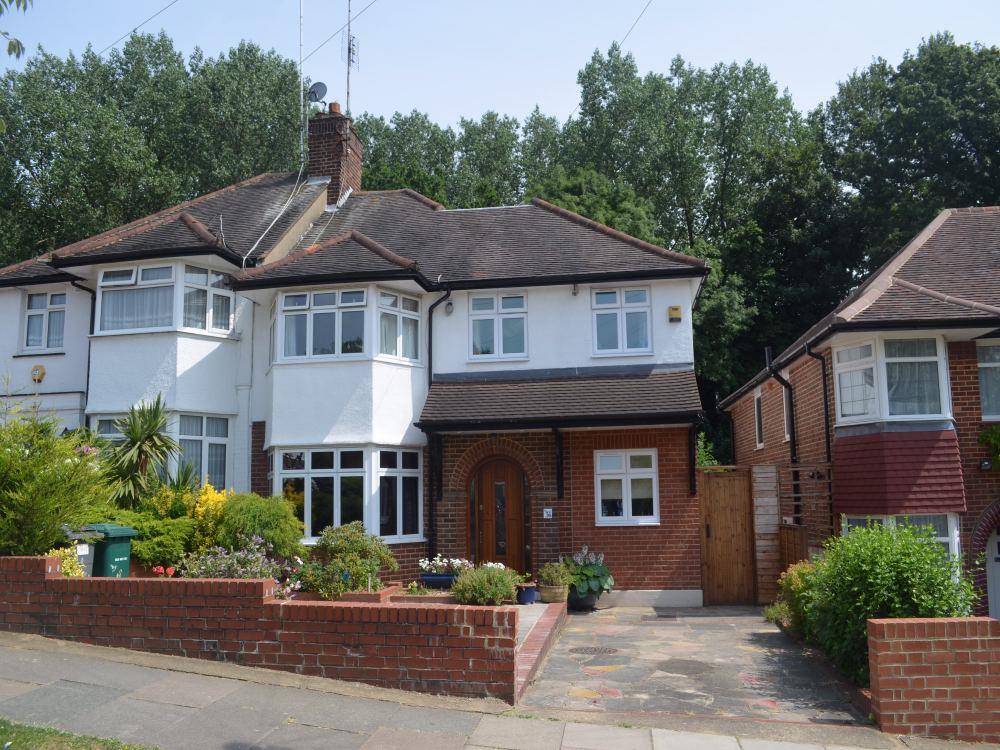 Worcester Crescent, Mill Hill, NW7, Mill Hill