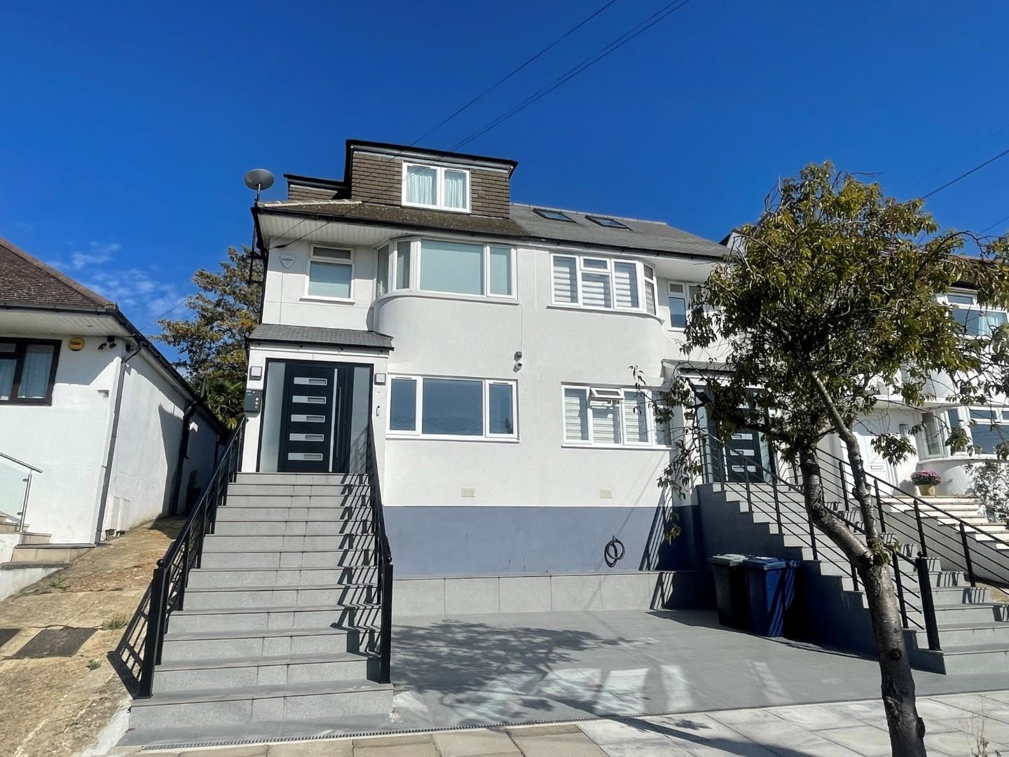 Grants Close, Mill Hill