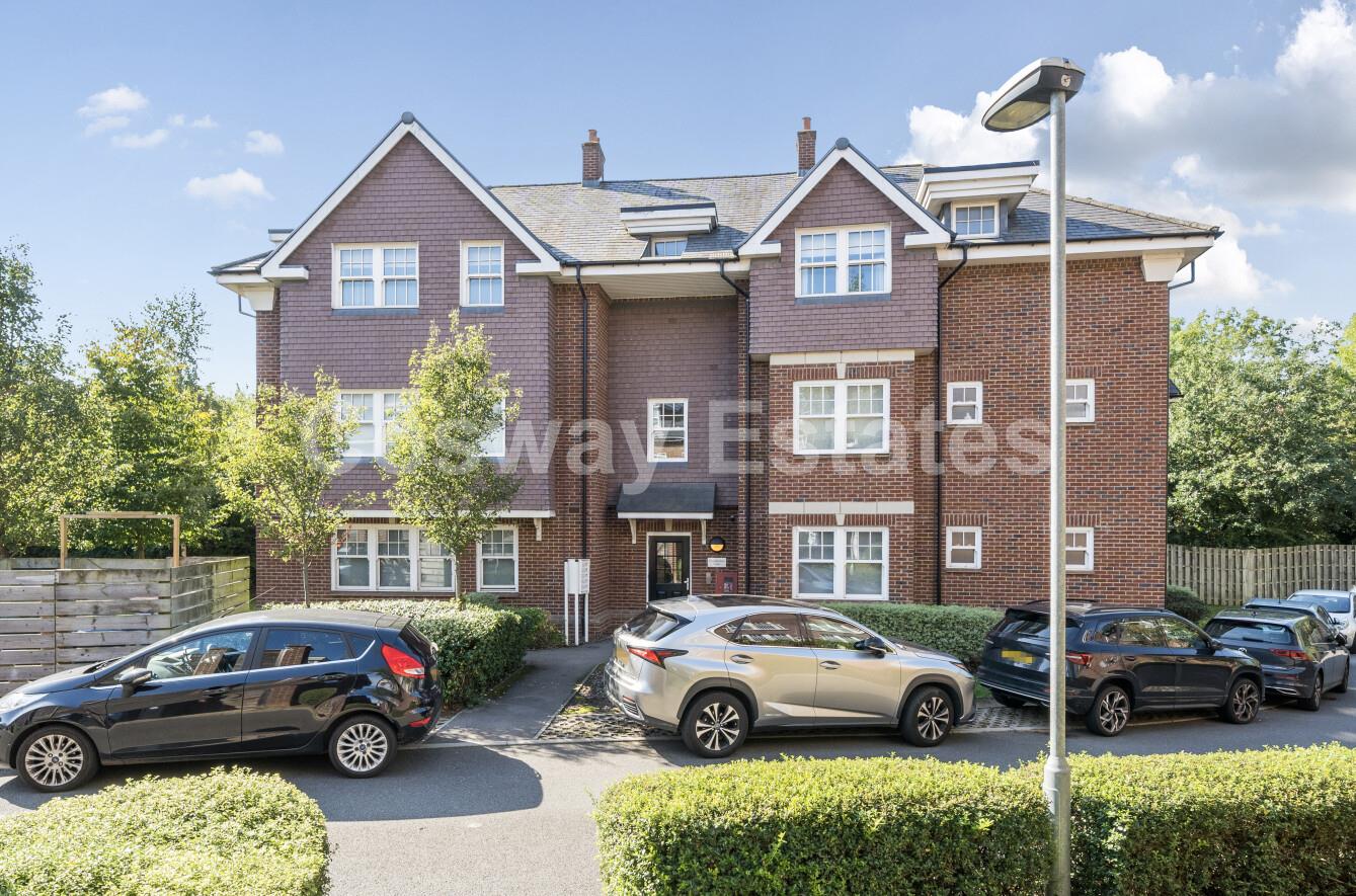 Rosebery Place, Mill Hill, NW7, London