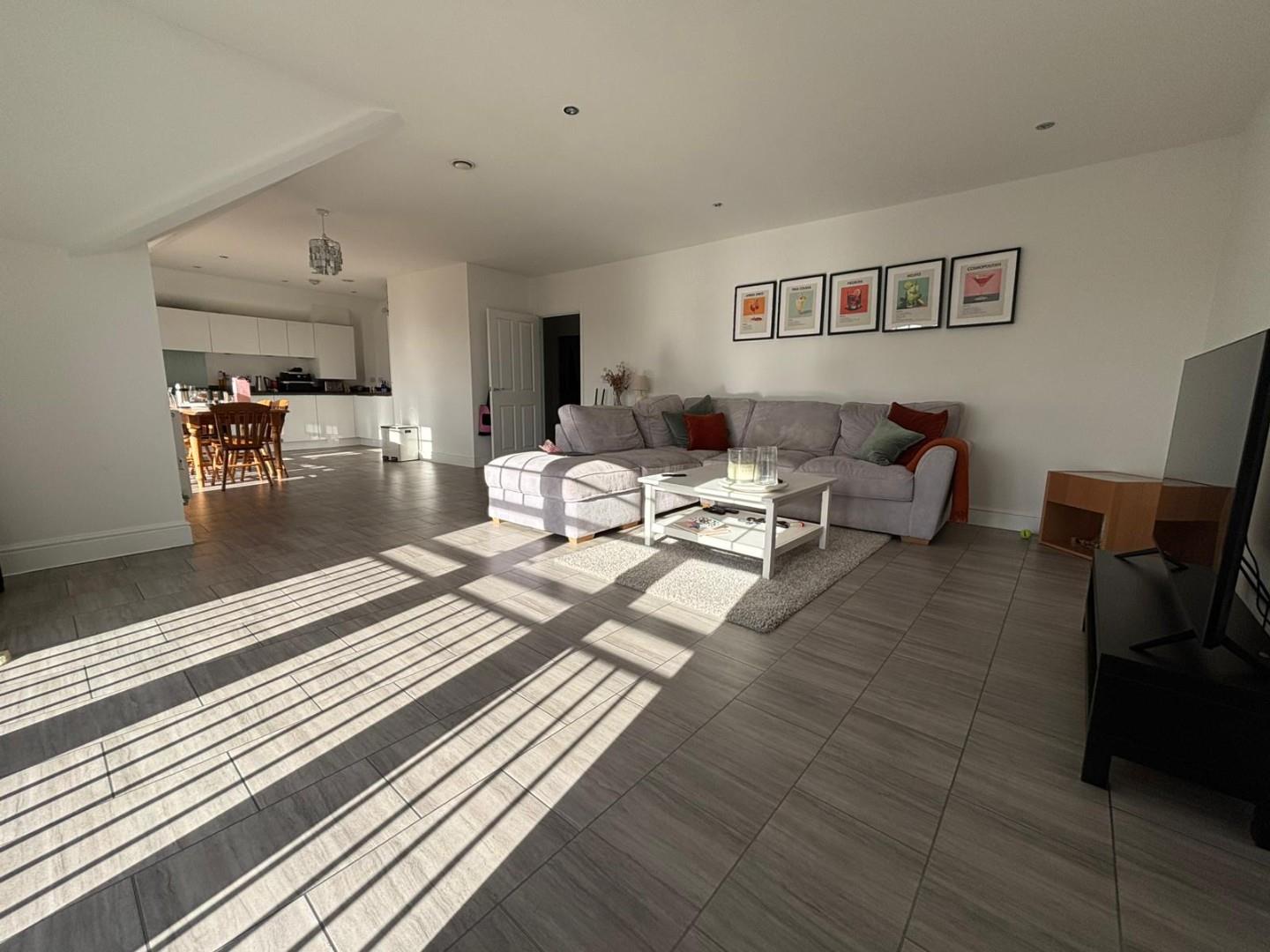 Bunns Lane, Mill Hill