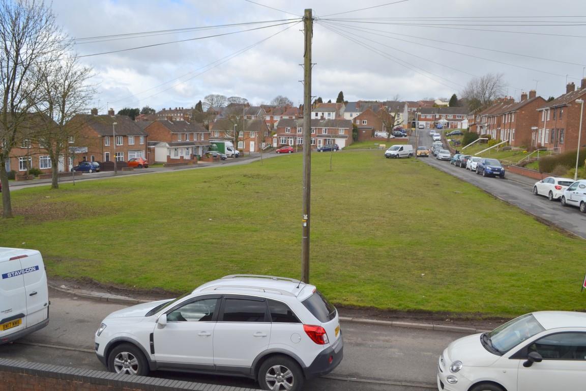 Property in Naylors Grove, Upper Gornal, Dudley, West Midlands, DY3 2BE