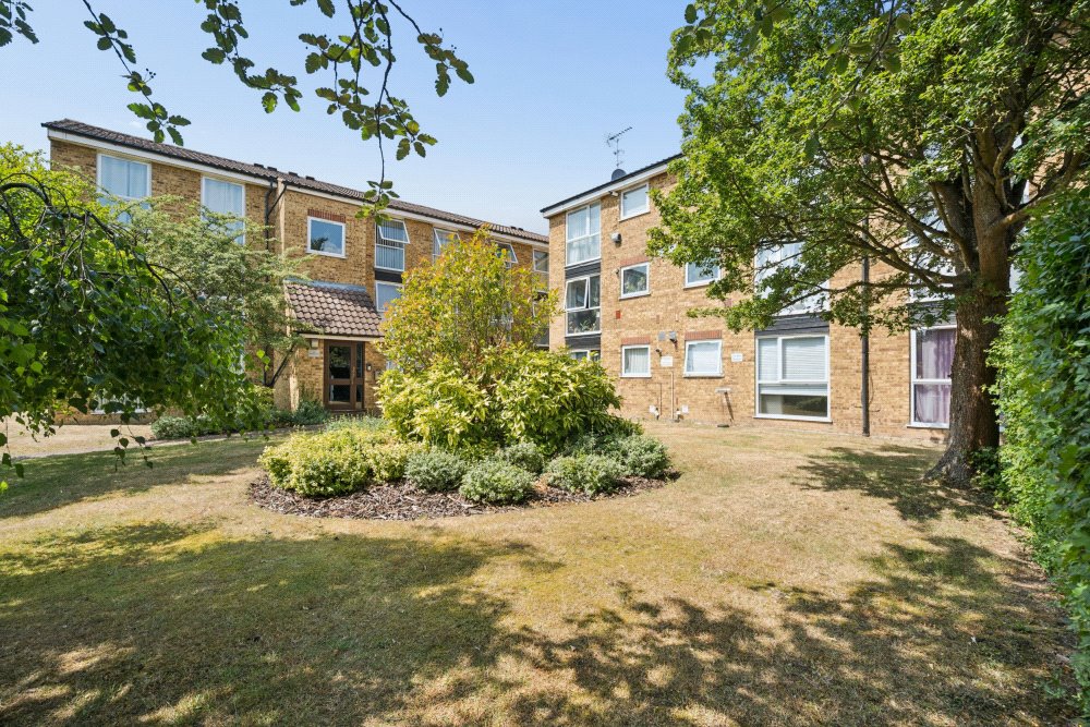Melville Close, Uxbridge, London, UB10
