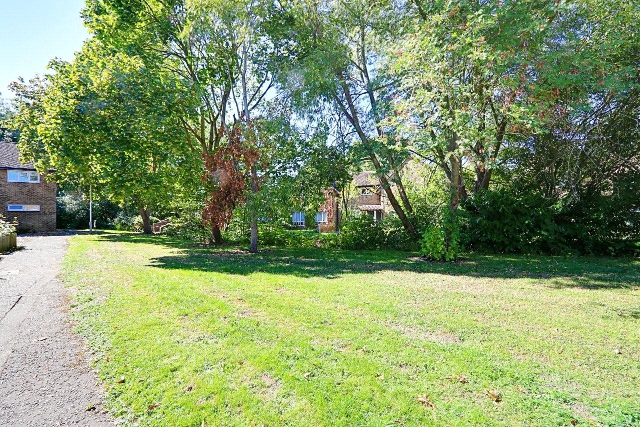 Property in St. Catherine's Farm Court, Ruislip, HA4 7YH