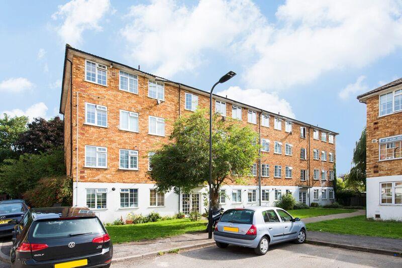 Barbican Road, Greenford, Greater London, UB6