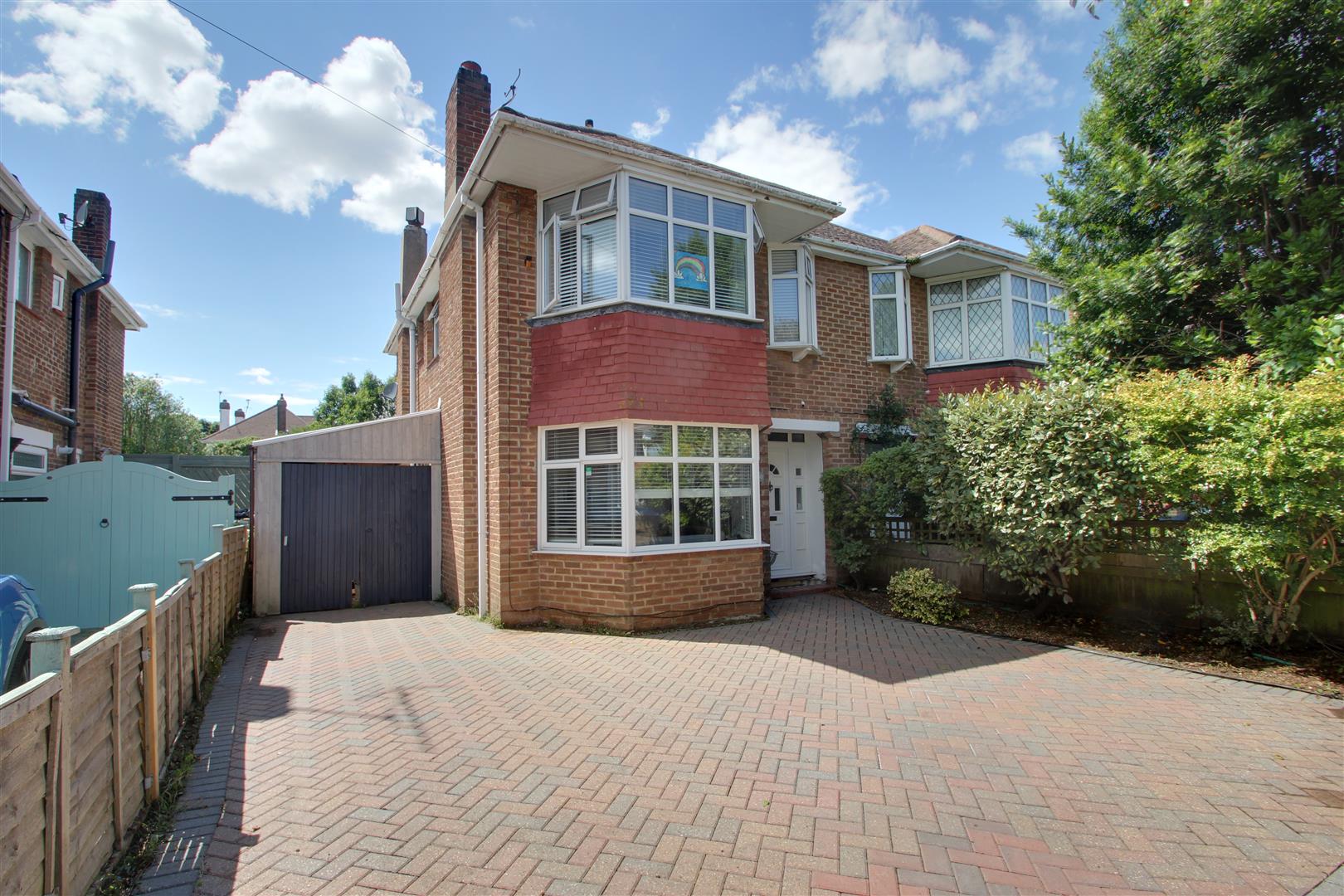 Property in Bruce Avenue, Worthing, West Sussex, BN11 5LA