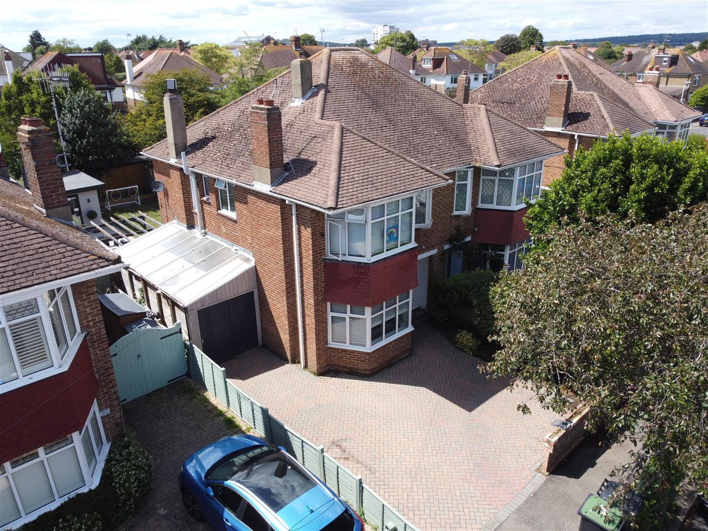 Property in Bruce Avenue, Worthing, West Sussex, BN11 5LA