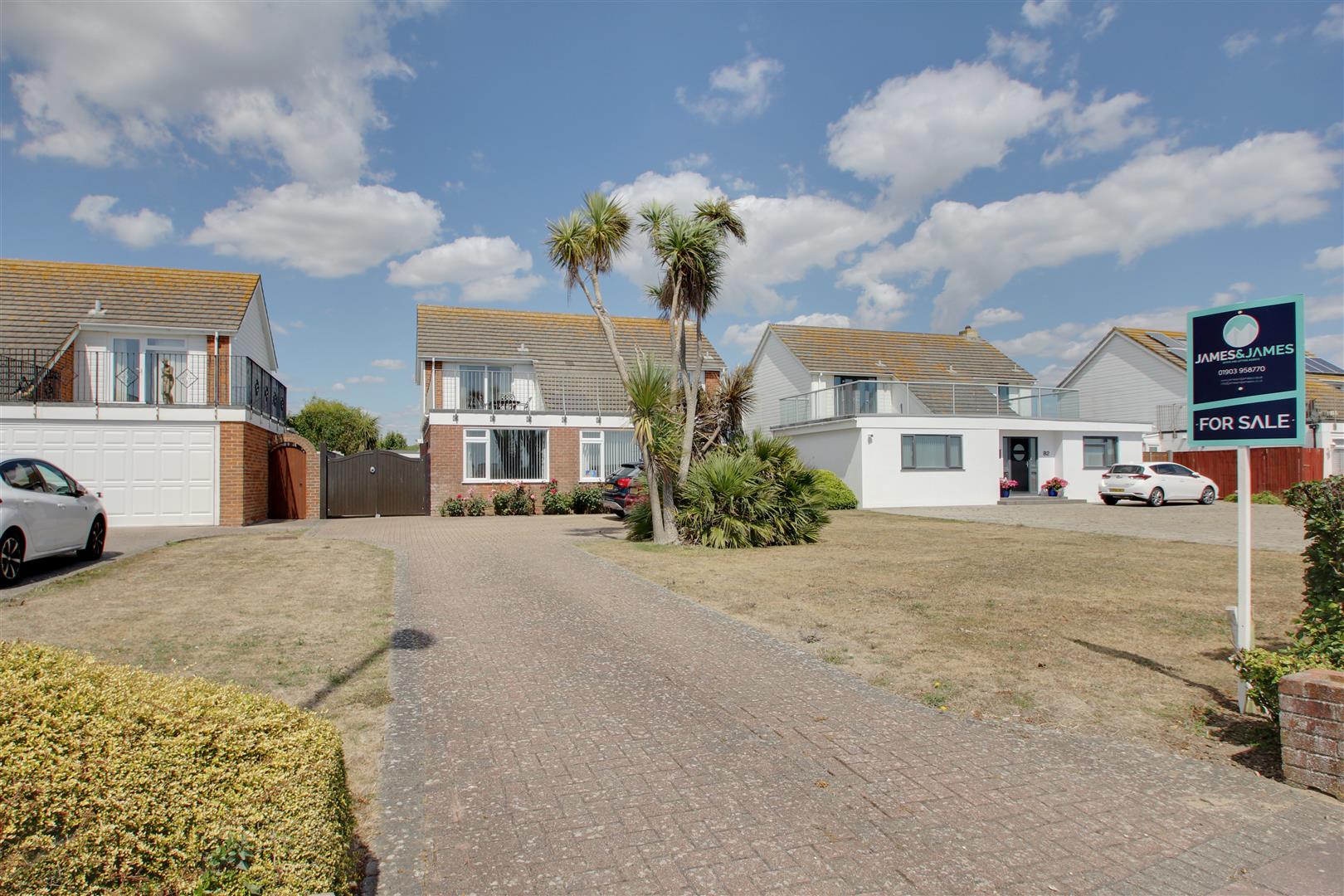 Property in Marine Crescent, GoringBySea, Worthing, West Sussex, BN12 4JH
