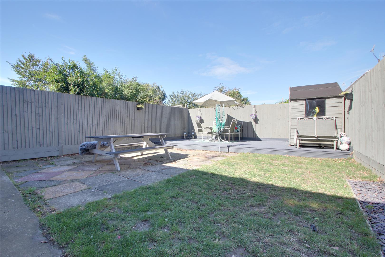 Property in Grand Avenue, Lancing, West Sussex, BN15 9PS