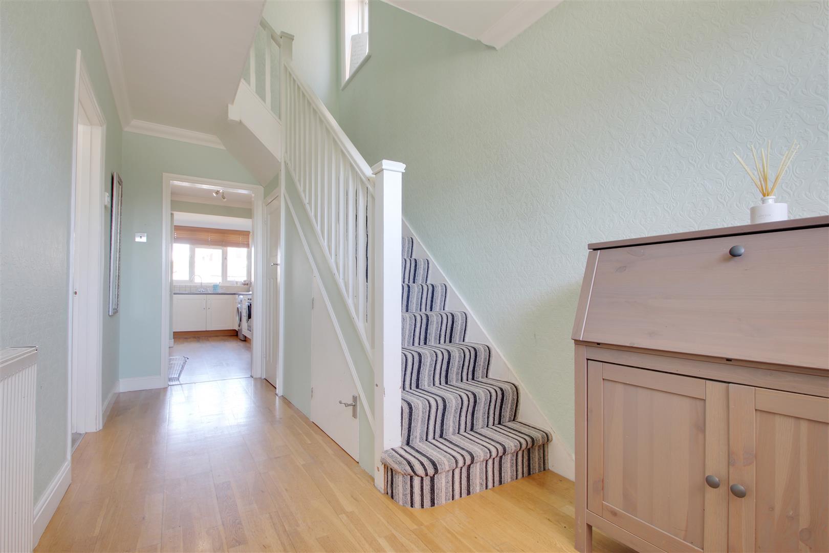 Property in Grand Avenue, Lancing, West Sussex, BN15 9PS