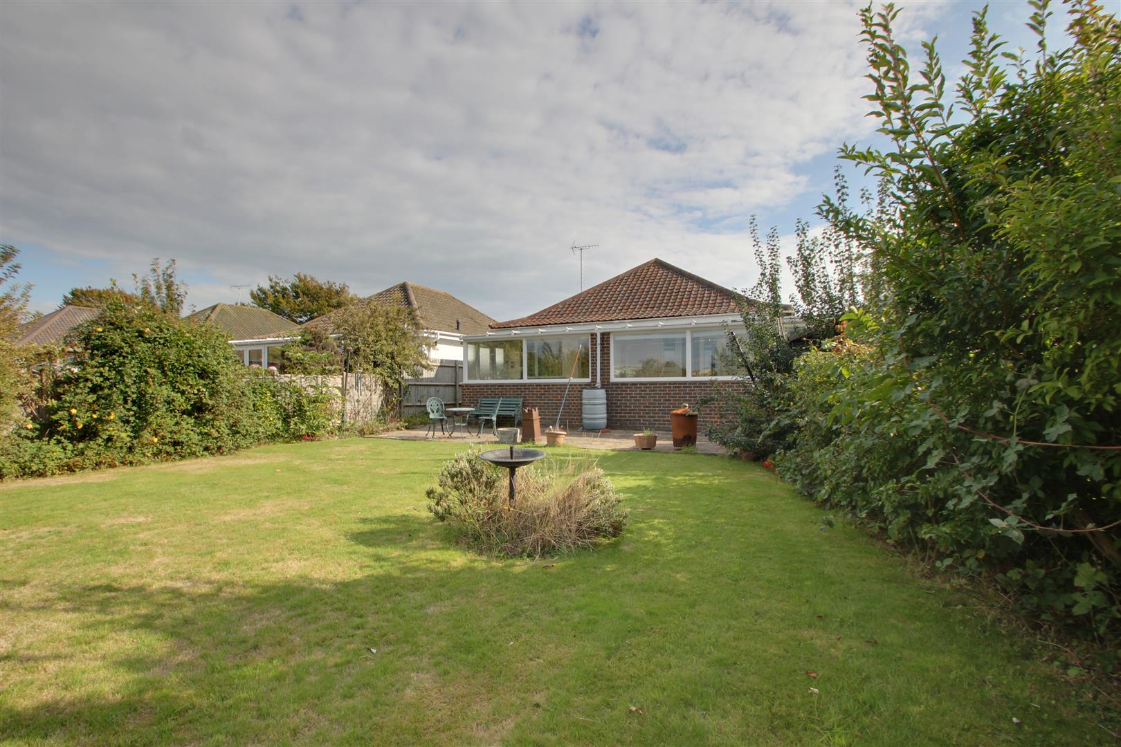 Property in Goring Way, GoringBySea, Worthing, West Sussex, BN12 5BS