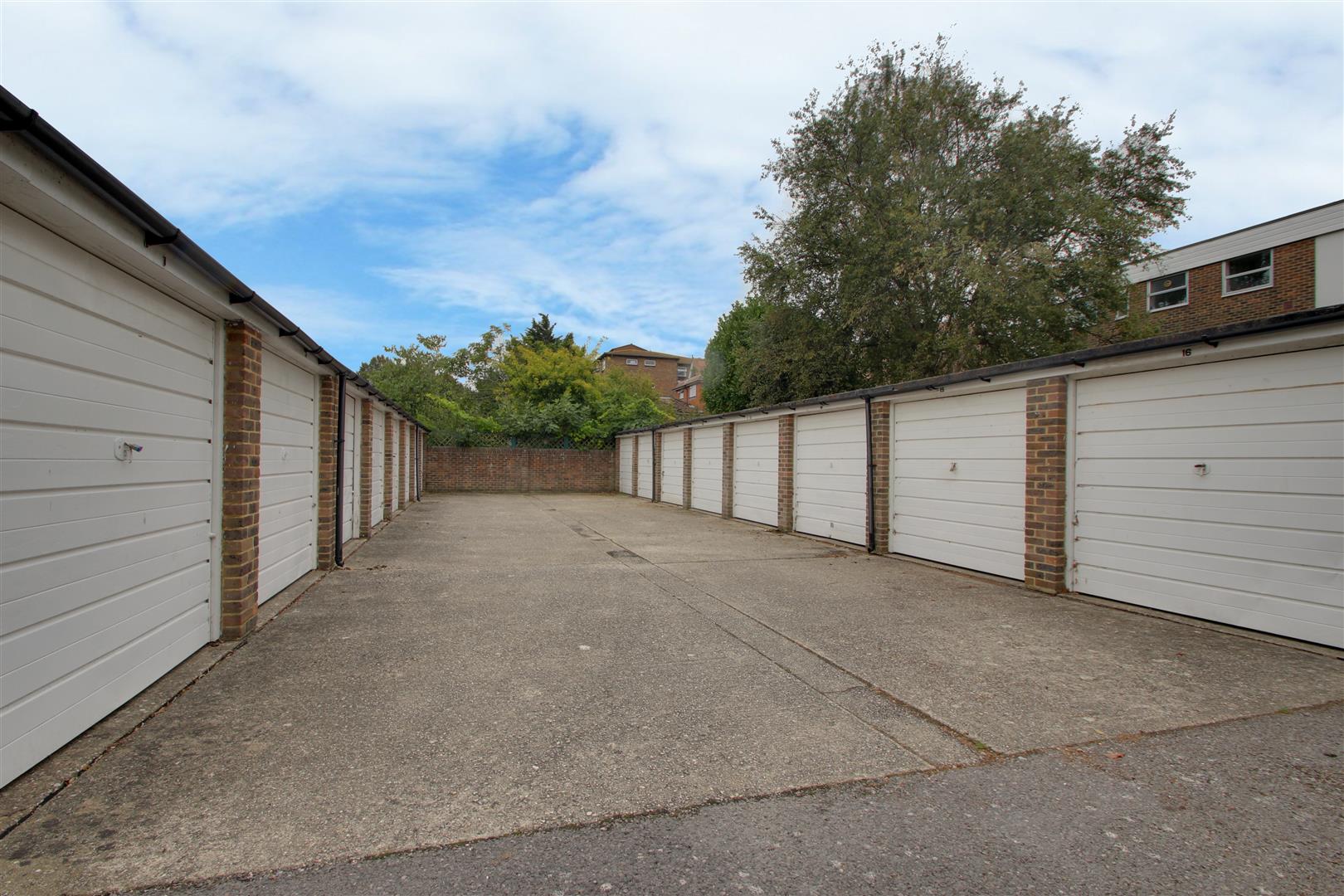 Property in Downview Road, Worthing, West Sussex, BN11 4QX